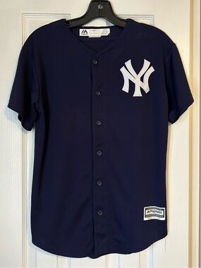 Torres Yankees Jersey